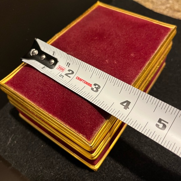 Vintage Red Velvet Musical Jewelry Box with Gold Trim - Picture 13 of 15